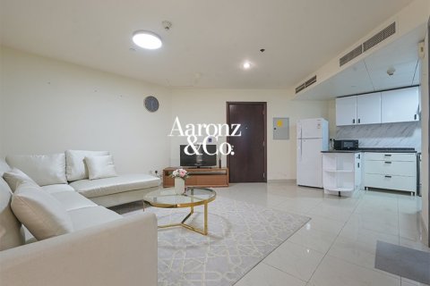 Квартира в Джумейра Лейк Тауэрс, Дубай, 2 спальни, 89м², № 123965