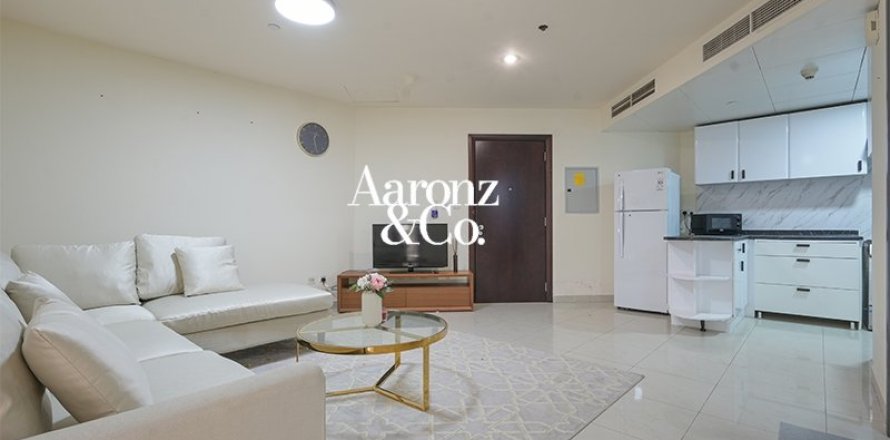 Квартира в Джумейра Лейк Тауэрс, Дубай, 2 спальни, 89м², № 123965