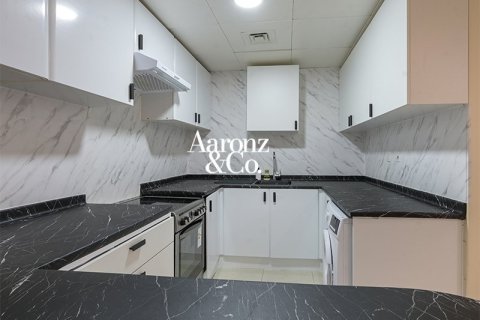 Снять в аренду квартиру в Джумейра Лейк Тауэрс, Дубай: 2 спальни, 89м², № 123965 - фото 8