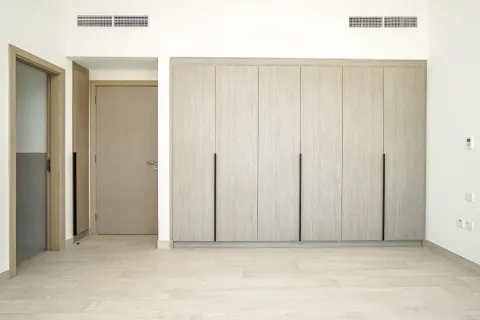 Villa en Al Furjan, Dubai, 4 dormitorios, 358 m², № 123963 - foto 8