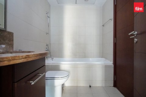 Apartment in Downtown Dubai (Downtown Burj Dubai), Dubai 1 bedroom, 65.8 sq.m. № 123962 - photo 11