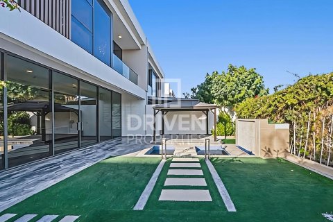 Villa en District One, Mohammed Bin Rashid City, Dubai, 4 dormitorios, 350.8 m², № 127859 - foto 2