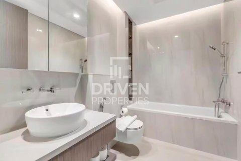Apartment in Business Bay, Dubai 2 bedrooms, 121.33 sq.m. № 127868 - photo 16