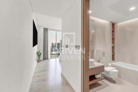 Apartment in Business Bay, Dubai 2 bedrooms, 121.33 sq.m. № 127868 - photo 17