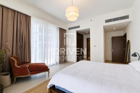 Снять в аренду квартиру в Аль-Васле, Дубай: 2 спальни, 146.6м², № 127865 - фото 9