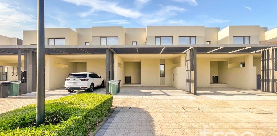 Townhouse in Dubai South (Dubai World Central), Dubai 3 bedrooms, 180.7 sq.m. № 119607