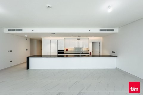 Apartment in Dubai 3 bedrooms, 181 sq.m. № 120744