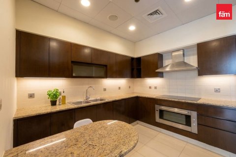 Apartamento en Palm Jumeirah, Dubai, 3 dormitorios, 222.2 m², № 120741