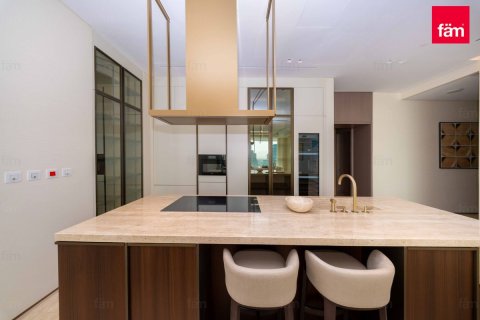 Apartment in Dubai Marina, Dubai 3 bedrooms, 297.4 sq.m. № 113029 - photo 18
