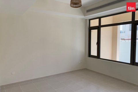 Adosado en Reem, Dubai, 3 dormitorios, 220.3 m², № 18604 - foto 1