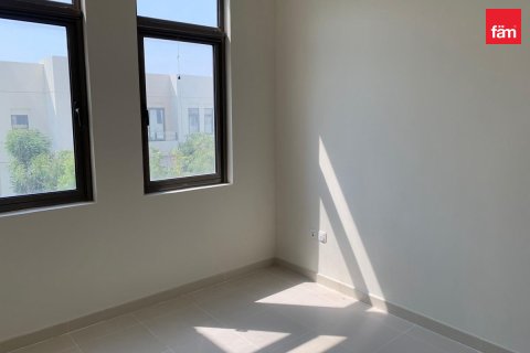 Adosado en Reem, Dubai, 3 dormitorios, 220.3 m², № 18604 - foto 8