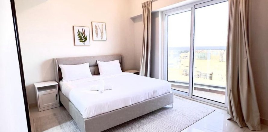 Apartamento en Dubai Sports City, Dubai, 2 dormitorios, 109.5 m², № 119054