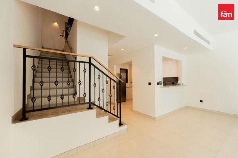 Townhouse in Dubai 4 bedrooms, 145.2 sq.m. № 119052 - photo 19