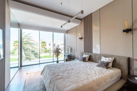 Villa en Jumeirah Islands, Dubai, 5 dormitorios, 539 m², № 101217 - foto 8