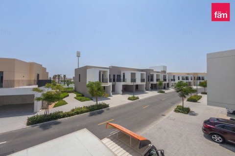 فيلا في دبي 3 غرف نوم, 127.9 م² رقم 115381 - صورة 8