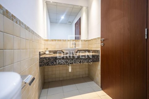 Apartment in Sadaf, Jumeirah Beach Residence, Dubai 2 bedrooms, 131.64 sq.m. № 127223 - photo 16