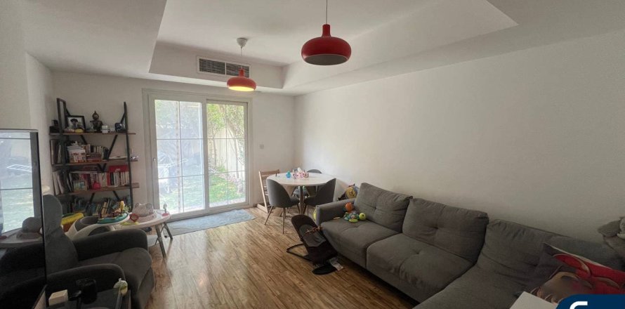 Вилла в The Springs, Дубай, 2 спальни, 157м², № 75914