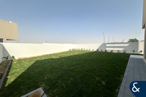 Villa en EMAAR South, Dubai South (Dubai World Central), Dubai, 4 dormitorios, 397 m², № 74417 - foto 3