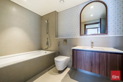 Apartment in Dubai 2 bedrooms, 105.4 sq.m. № 11548 - photo 13