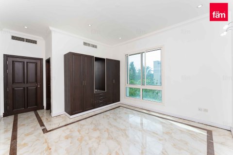 فيلا في دبي 4 غرف نوم, 527.4 م² رقم 11550 - صورة 21