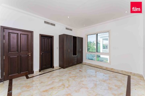 فيلا في دبي 4 غرف نوم, 527.4 م² رقم 11550 - صورة 29