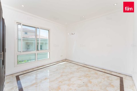 فيلا في دبي 4 غرف نوم, 527.4 م² رقم 11550 - صورة 23