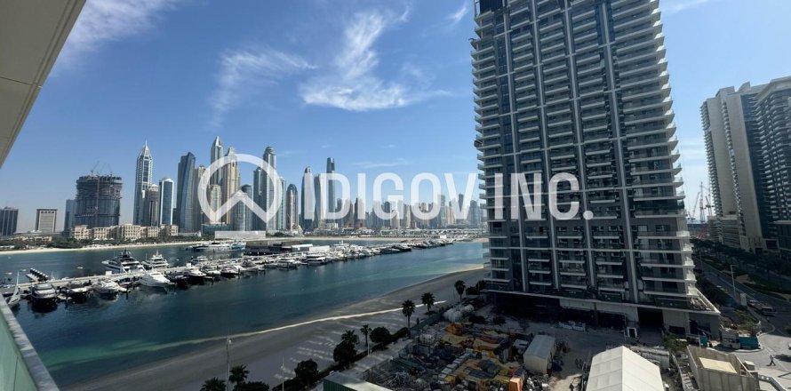 Квартира в EMAAR Beachfront, Dubai Harbour, Дубай, 1 спальня, 79м², № 38287