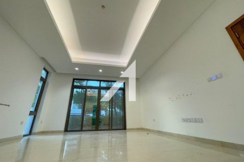 Villa en District One, Dubai, 5 dormitorios, 879.9 m², № 8885 - foto 7