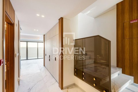 Adosado en Jumeirah Golf Estates, Dubai, 3 dormitorios, 138 m², № 20243 - foto 5