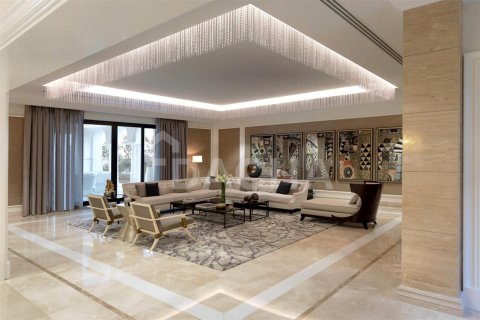 Villa en Dubai, 7 dormitorios, 2148.1 m², № 7084 - foto 5