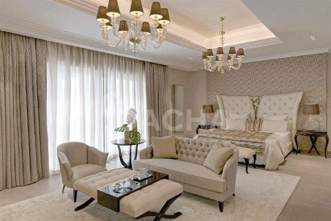 Villa en Dubai, 7 dormitorios, 2148.1 m², № 7084 - foto 8