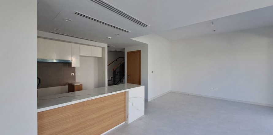 Villa in Dubai 4 bedrooms, 264.8 sq.m. № 6157