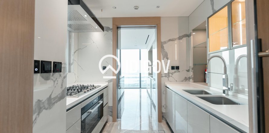 Apartment in Dubai Internet City, Dubai 4 bedrooms, 447.33 sq.m. № 120871