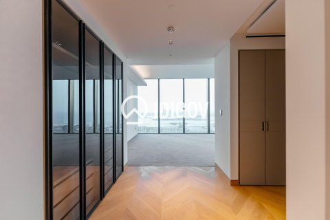 Apartment in Dubai Internet City, Dubai 4 bedrooms, 447.33 sq.m. № 120871 - photo 2