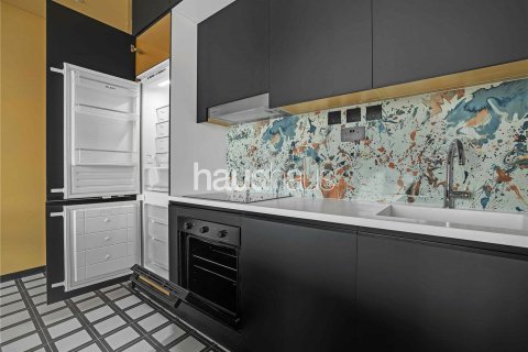 Купить квартиру в Бизнес-Бэе, Дубай: студию, 42м², № 44304 - фото 3