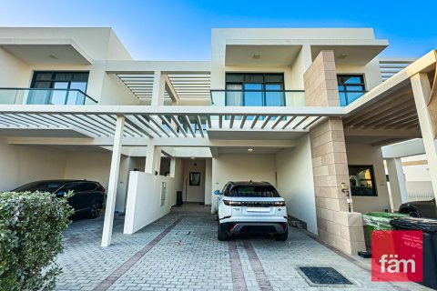 Townhouse in Dubai 3 bedrooms, 151.6 sq.m. № 114794 - photo 8