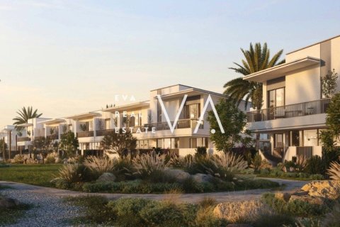 Adosado en Dubai, 4 dormitorios, 241.49 m², № 52565 - foto 2