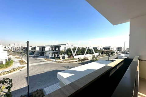 Villa in Dubai 4 bedrooms, 404.95 sq.m. № 52562 - photo 8