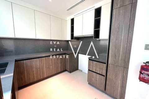 Villa in Dubai 4 bedrooms, 404.95 sq.m. № 52562 - photo 2