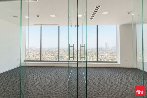 Bureau à Sheikh Zayed Road, Dubai, 236.1 m², № 112425 - photo 2