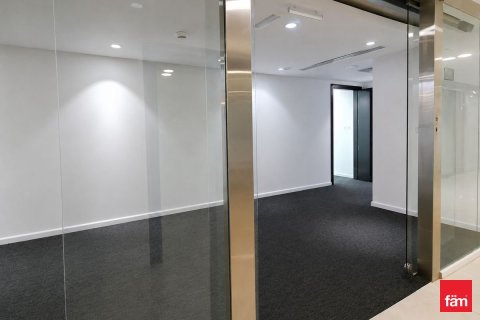 Bureau à Sheikh Zayed Road, Dubai, 236.1 m², № 112425 - photo 4
