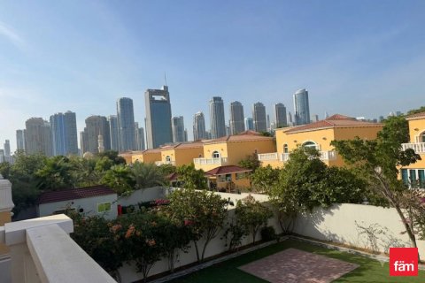Villa à Jumeirah Park, Dubai, 5 chambres, 749.6 m², № 112415 - photo 3