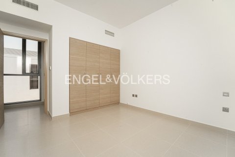Villa in Dubai 3 bedrooms, 419 sq.m. № 120433 - photo 13
