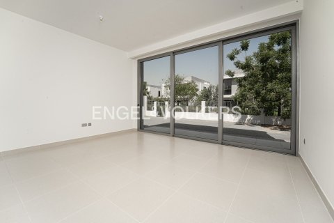 Villa in Dubai 3 bedrooms, 419 sq.m. № 120433 - photo 3