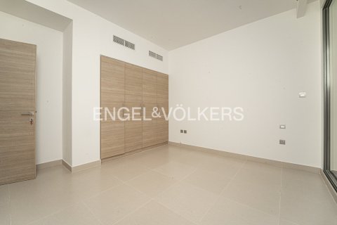 Villa in Dubai 3 bedrooms, 419 sq.m. № 120433 - photo 8