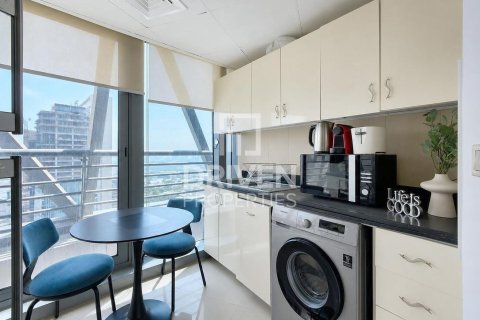 Снять в аренду квартиру в Park Towers, DIFC, Дубай: 1 спальня, 61.13м², № 138866 - фото 12