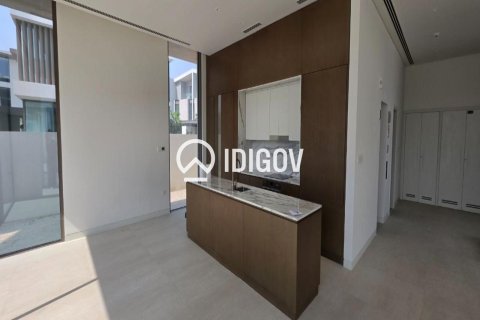 Villa en Dubai, 4 dormitorios, 512.08 m², № 120851 - foto 6