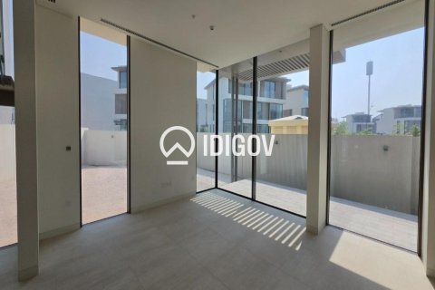 Villa en Dubai, 4 dormitorios, 512.08 m², № 120851 - foto 10