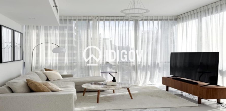 Apartment in Jumeirah Lake Towers, Dubai 1 bedroom, 77.2 sq.m. № 120855