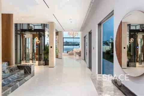 Villa en Palm Jumeirah, Dubai, 5 dormitorios, 711 m², № 61920 - foto 4